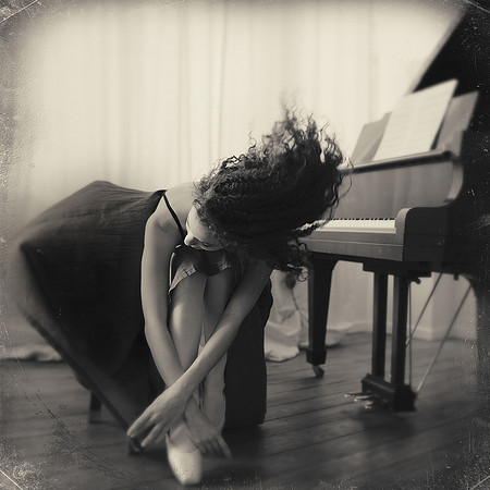 the dancer and the piano...